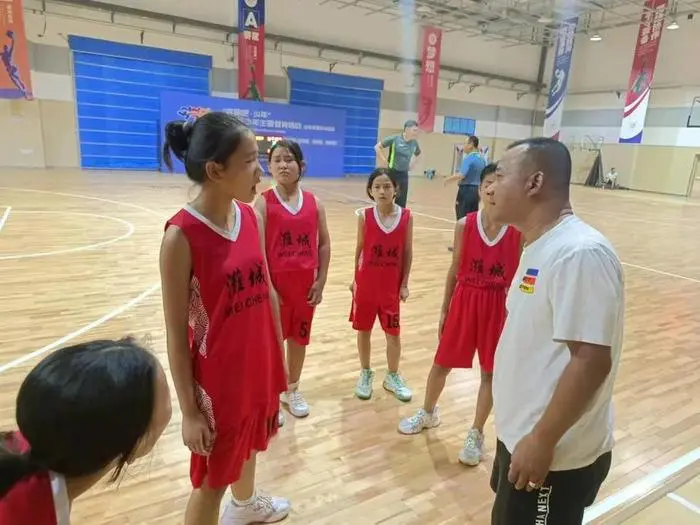 如何结合视频分析进行篮球模拟训练_0